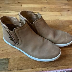 Like New Teva Sneakers